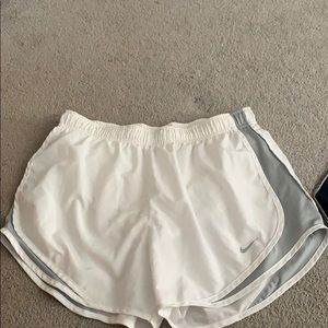 White nike shorts